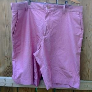 IZOD classic fit stretch shorts (Men's 38)